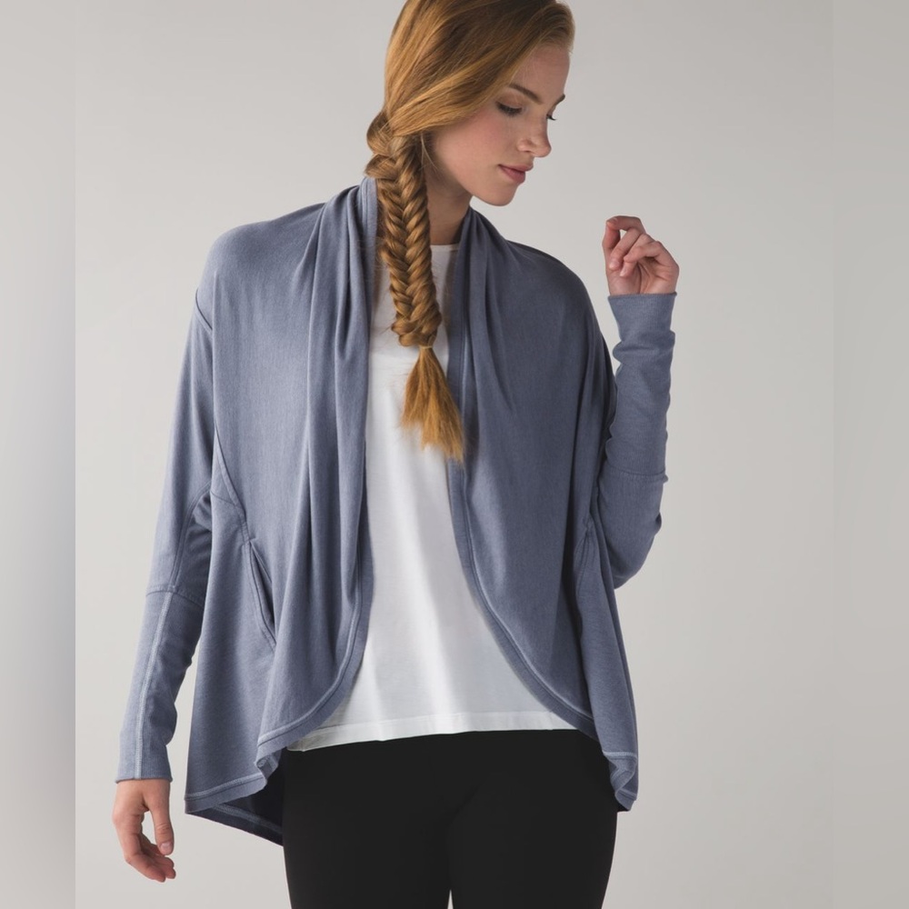 Lululemon To & Flow Wrap